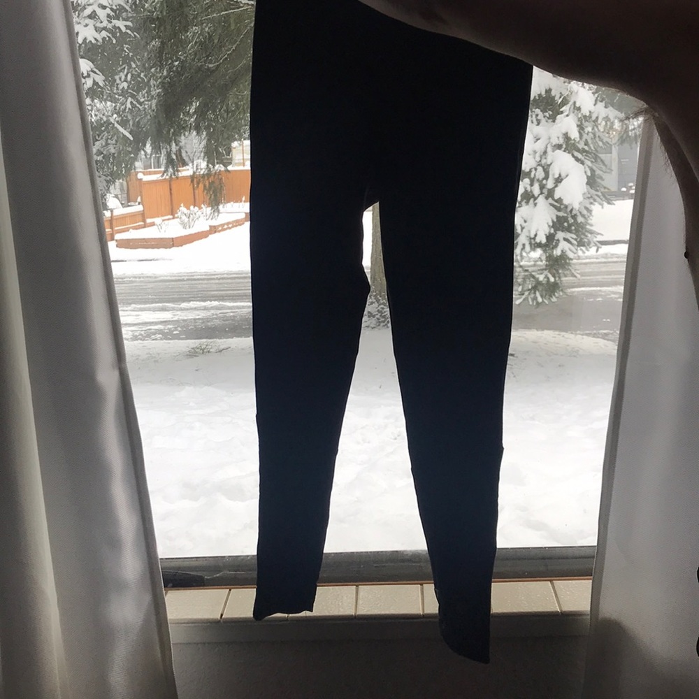 Great condition leggings from Bebe in size M